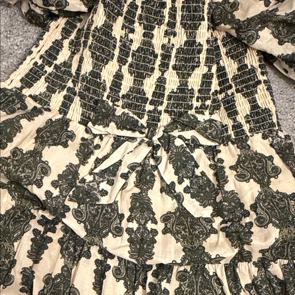 Girls Cream and Dark Green Printed Smocked Dress with Puff Sleeves - Picture 3 of 4